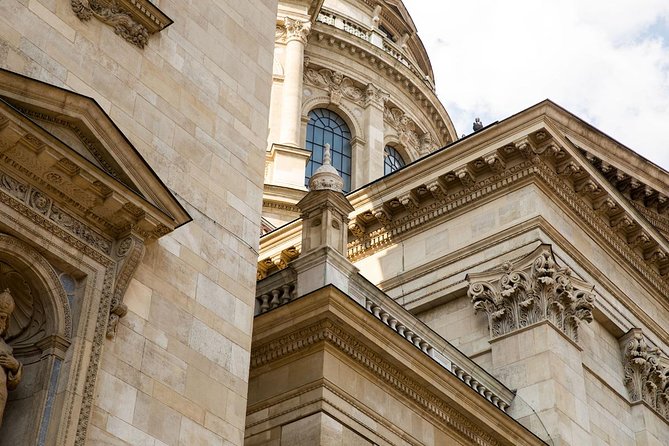 101 things in Budapest - Full Day Tour with Lunch & Metro Pass - Starting at the Opera House at 9:00