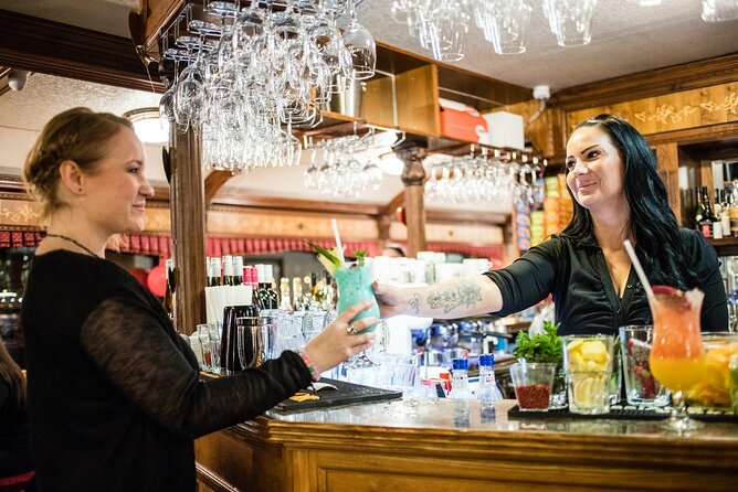 10PM Budapest Danube Cruise with Live Music & Food or Drinks - Dinner or drinks: which option gives better value?
