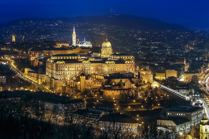 2-Hour Private Night Tour of Budapest - When sunset timing can make or break the mood