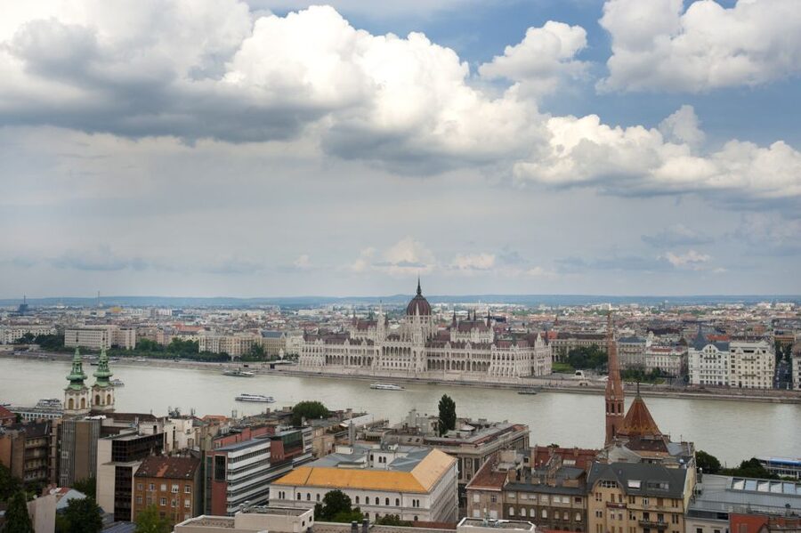 3-Hour Orientation Walking Tour of Buda and Pest - Small groups, private visits, and the question of pace