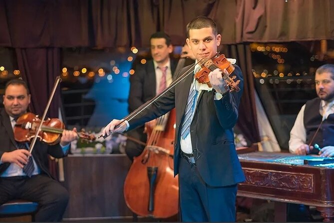 4 Course Dinner Cruise with Operetta, Folk Show and Welcome Drink - Margaret Bridge and the two sides of Budapest