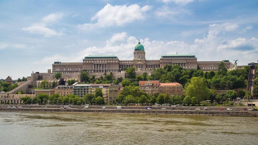 4 hour The Treasures of Budapest Private Walking Tour - Should you book The Treasures of Budapest Private Walking Tour?