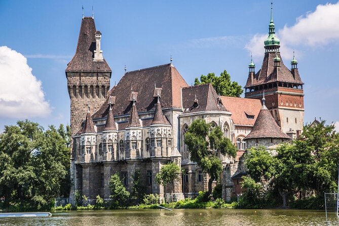 4 hours long private walking tour in Budapest - Vajdahunyad Castle and the stories behind City Park