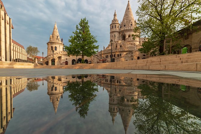 4 hours long private walking tour in Budapest - Hungarian State Opera House and St. Stephen’s Basilica