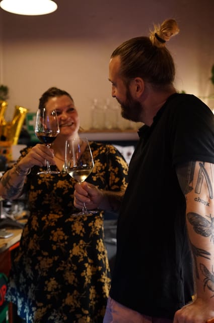 8-Tier Hungarian Wine Tasting in a Cozy Downtown Wine Bar - Arriving at Bortodoor in central Budapest