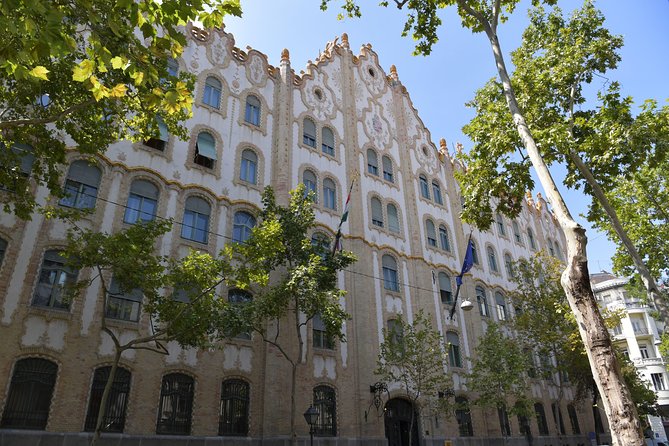All day city tour in Budapest - Buda Castle gathers three major sights in one hour