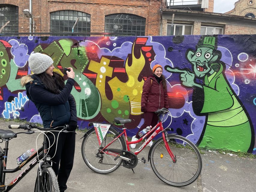 Alternative Bike tour: Graffiti Wall and Peace - Riding through a less familiar Budapest