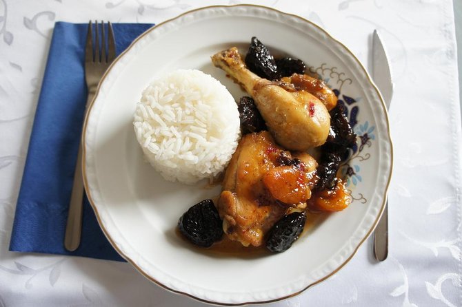 Authentic Jewish Cooking Class by a Professional chef - Starting at Király u. 77 in Budapest