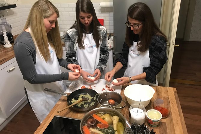 Authentic Jewish Cooking Class by a Professional chef - Drinks, welcome snacks, and the meal at the end