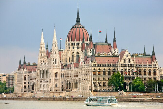 Bespoke Budapest Tour with Rivercruise - Key points at a glance