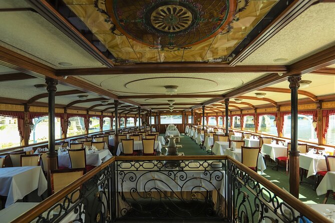 Bottomless Brunch and Cruise with Prosecco in Budapest - Unlimited prosecco and the included drinks
