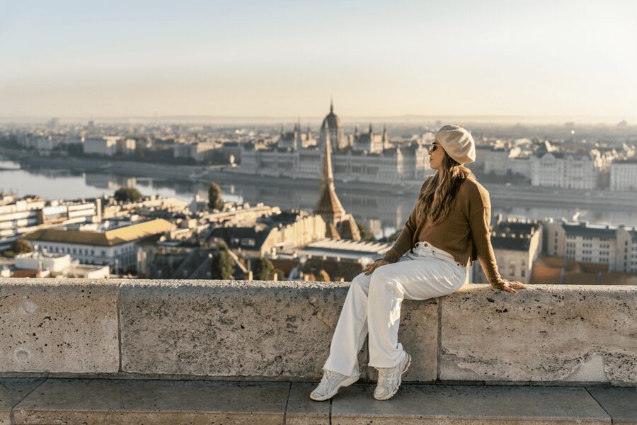 Buda Castle: Group photoshoot with a local guide - Key points at a glance