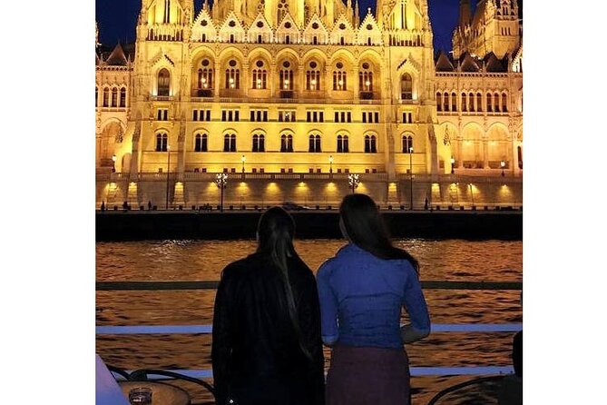 Budapest: 1-Hour Highlights Cruise with Welcome Drink - What Seating Is Really Like