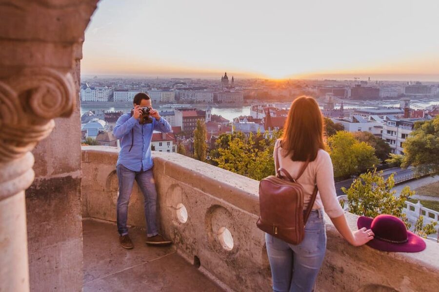 Budapest: 3-hour City Tour with Castle Walk + 1-hour Cruise - The Danube cruise from Vigadó tér