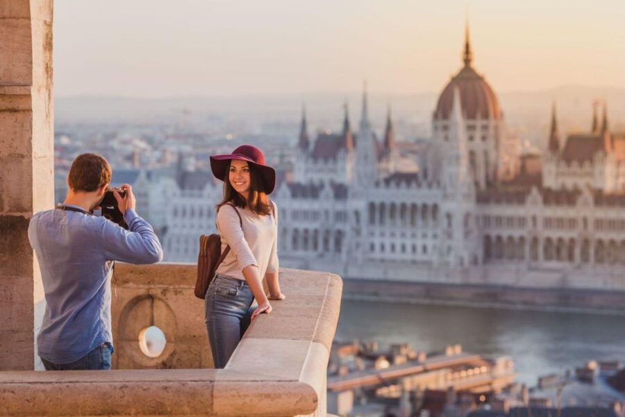 Budapest: 3-Hour Grand City Tour and Castle Walk - Heroes’ Square and Andrássy Avenue