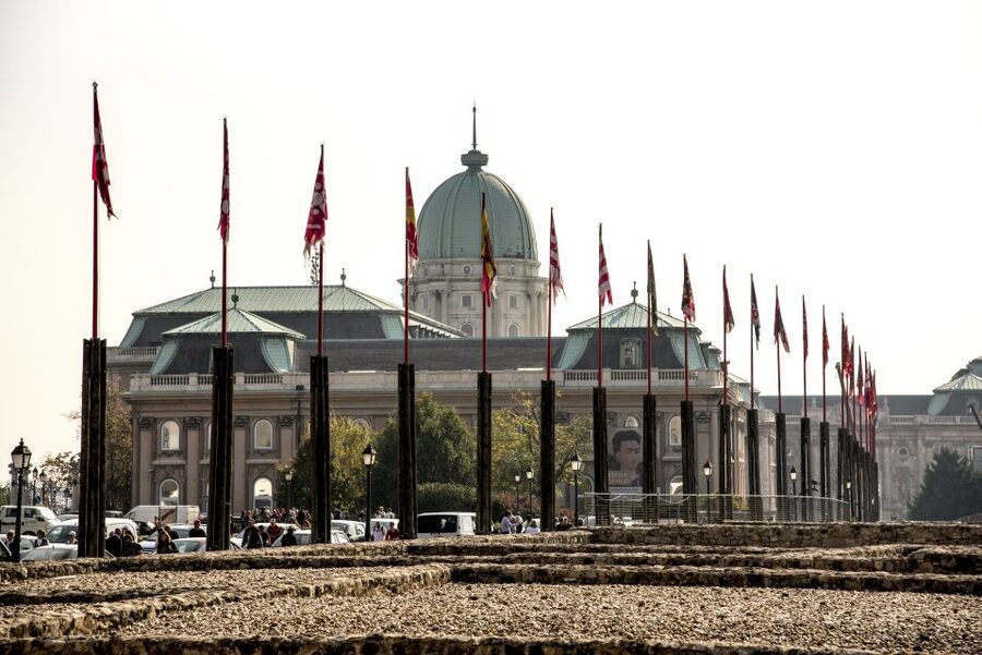 Budapest: 3-Hour Live Guided Sightseeing Tour - Seeing Buda from the Castle District