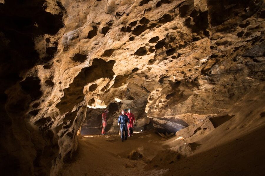 Budapest: Adventure Caving Tour with Guide - Six things to know before you crawl underground
