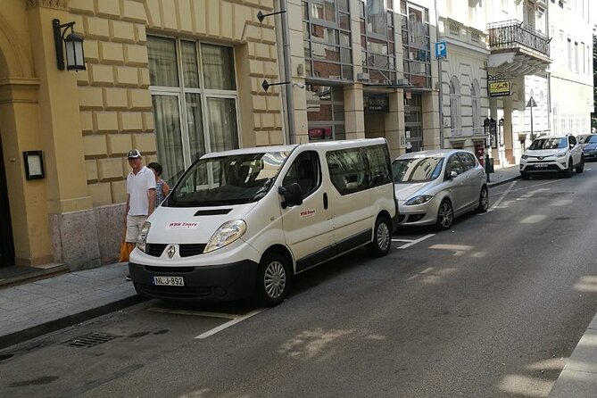 Budapest Airport Transfers - Landing in Budapest and finding the driver