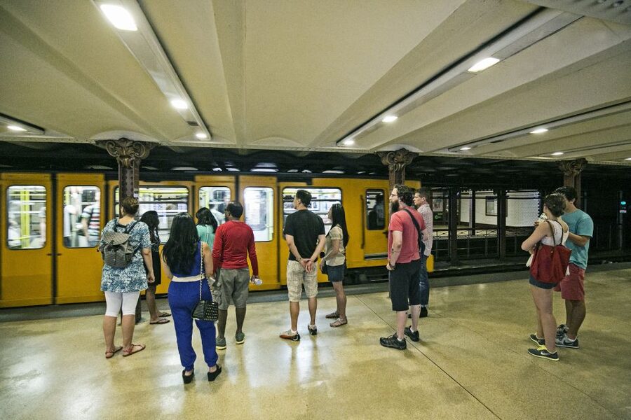 Budapest All in One Private Walking Tour with Strudel Stop - Why this private four-hour walk works