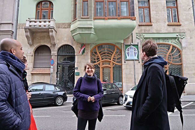 Budapest Art Nouveau Walking Tour - What the guide adds to the experience