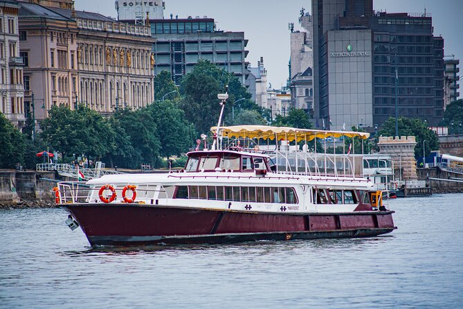 Budapest Audio Guide Cruise with Day, Sunset and Night Options - The Danube route and Budapest’s great sights
