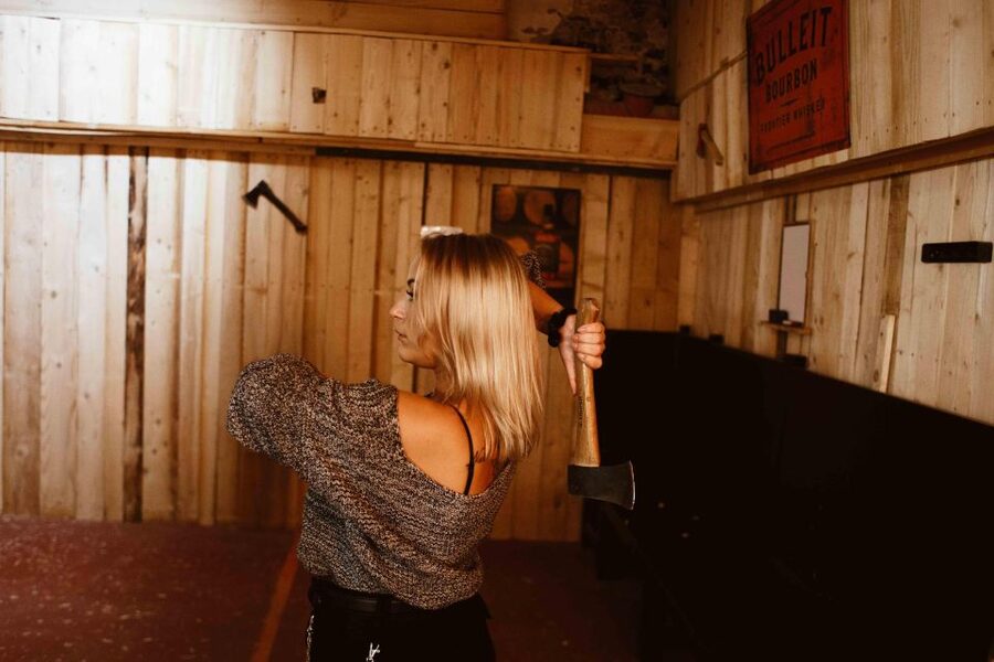 Budapest: Axe Throwing Experience - My verdict: book it for a lively hour
