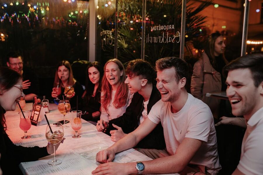 Budapest: Bar Crawl with a Local Guide - Starting at the Budapest Eye