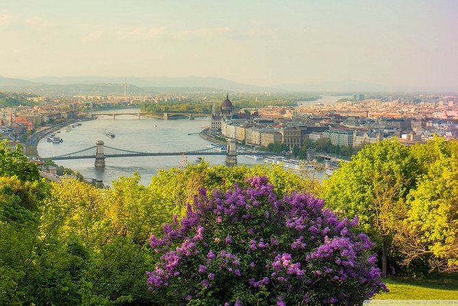 Budapest best view points / easy access - Gellért Hill and the Citadella panorama