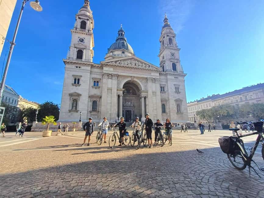 Budapest Bike Tour with a Hungarian Goulash - The guides make the difference