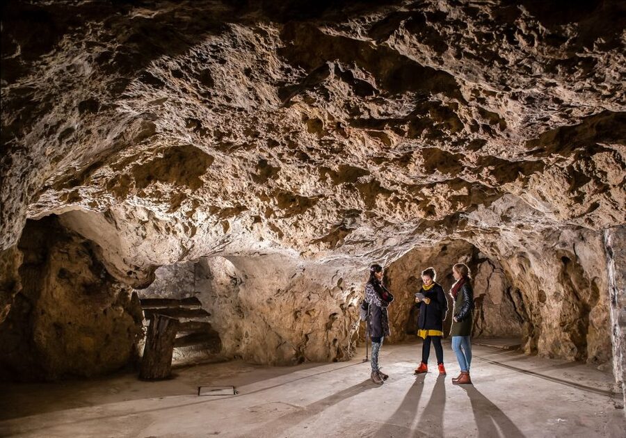 Budapest: Buda Castle Cave Tour - From wine storage to wartime shelter