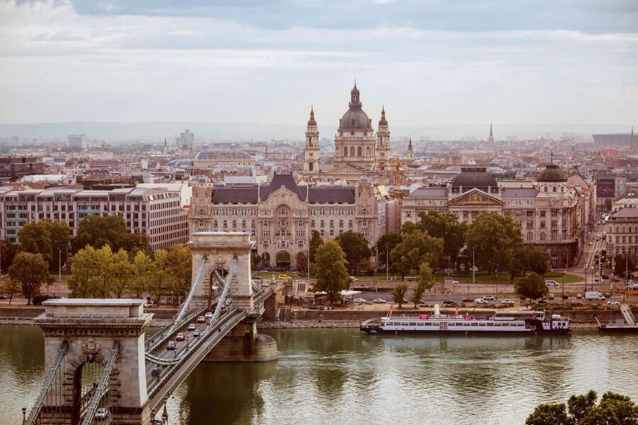 Budapest: Buda Castle Walk with Saint Stephen's Hall - Key points to know before you book