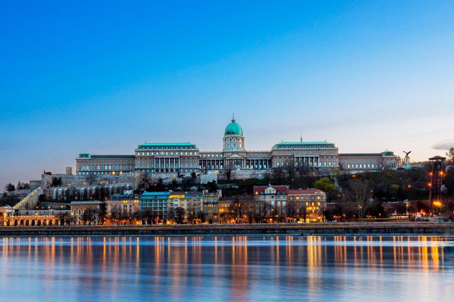 Budapest: Buda Castle Walk with Saint Stephen's Hall - Is $29 good value for 90 minutes?