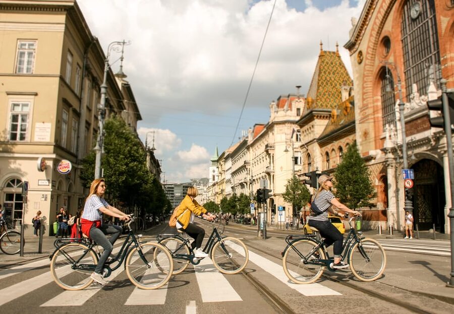 Budapest by Bike - 1 Day Bike Rental (9am-6pm) - What the $18 Price Really Buys You