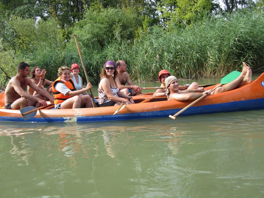 Budapest: Canoeing the Danube w or wo Sauna or Danube Beach - Who will enjoy this most