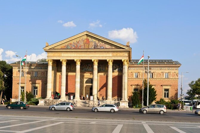 Budapest Card: Free Public Transport, Spa & Museums with Delivery - Five things to know before buying