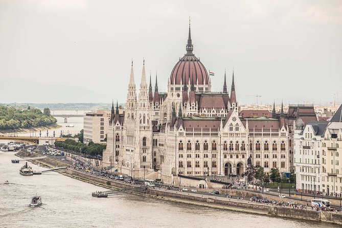 Budapest Castle Walk - Starting at Zero Kilometre Stone and climbing into the Castle District