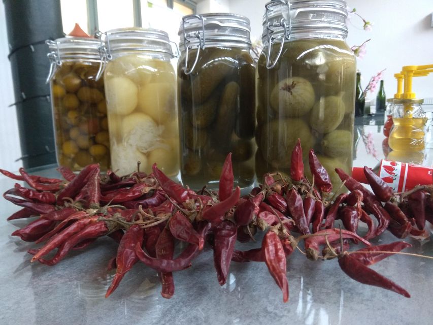 Budapest: Central Market Hall Guided Food Tour with Tastings - Practical advice before you go