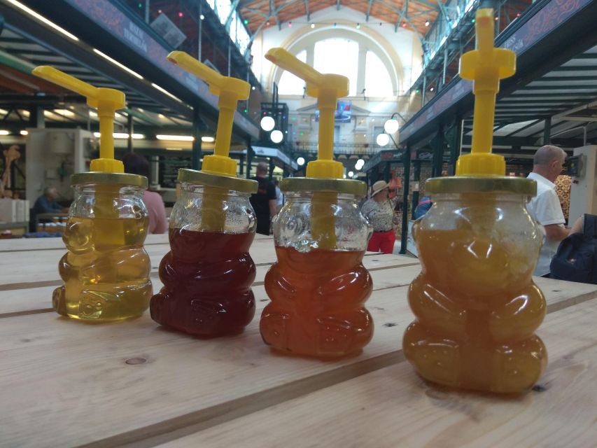 Budapest: Central Market Hall Guided Food Tour with Tastings - What the $15 price really buys you