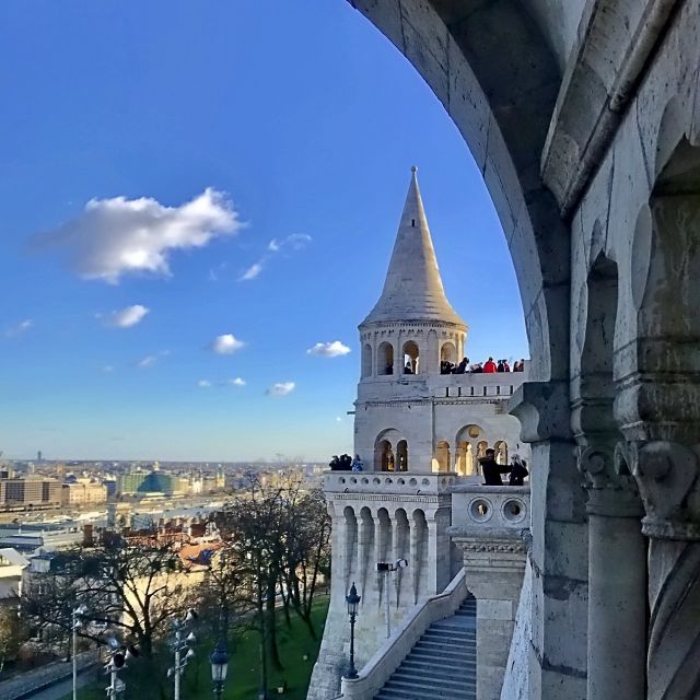 Budapest: City Discovery Tour - Seeing Budapest from the bus