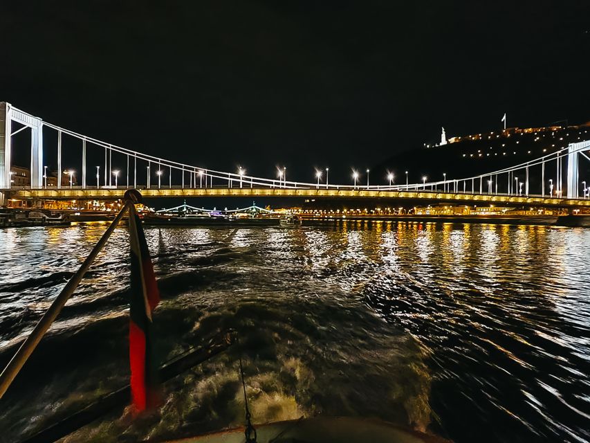 Budapest: City Highlights Cruise with Welcome Drink - Seating, decks, weather, and comfort