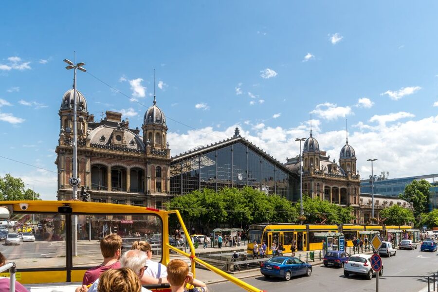 Budapest: City Sightseeing Hop-On Hop-Off Bus Tour & Extras - Parliament, the Danube, and the one-hour walking tour