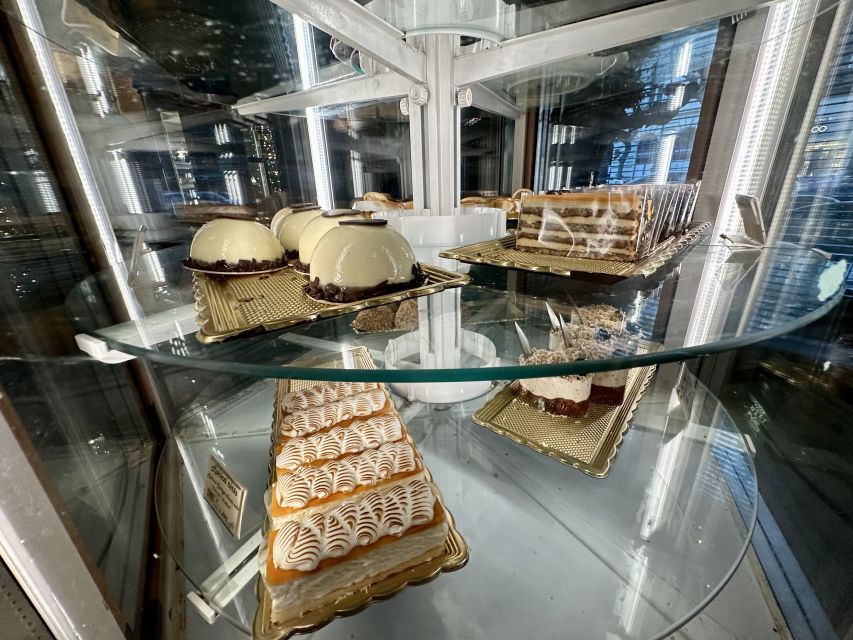 Budapest: Coffee House Tour with Cofffee & Dessert Tasting - Coffee, tea, and the value of sitting down