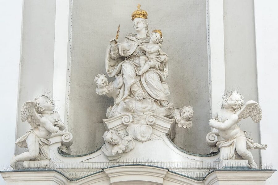 Budapest: Concert on the Oldest Working Organ in the City - Chamber music dates with soprano Nóra Ducza