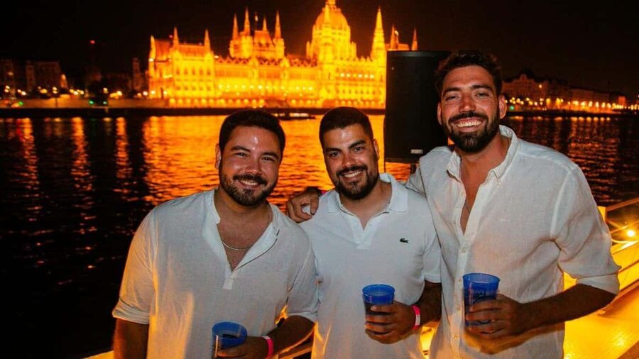 Budapest: Danube Beat Party Cruise with Drink Packages - Who should book the Danube Beat cruise?