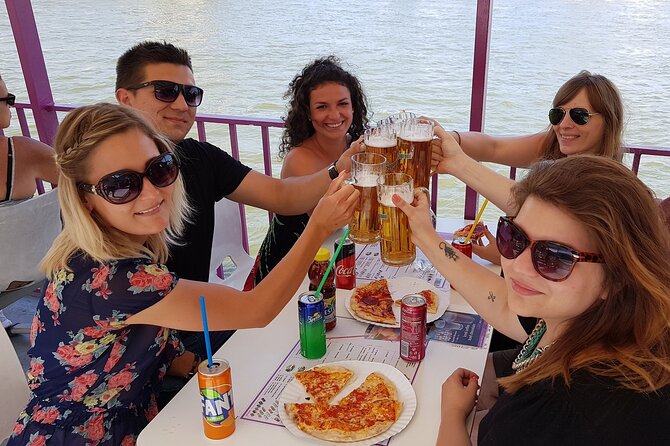 Budapest Danube Pizza Cruise with Welcome Drink - Price, group size, and practical value