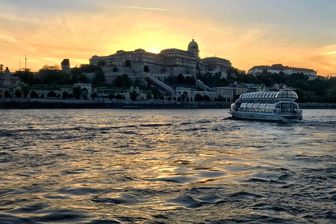 Budapest Danube River Candlelit Dinner Cruise with Live Music - Welcome drinks and extra wine
