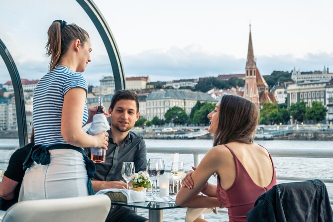 Budapest Danube River Candlelit Dinner Cruise with Live Music - Live music that supports the evening