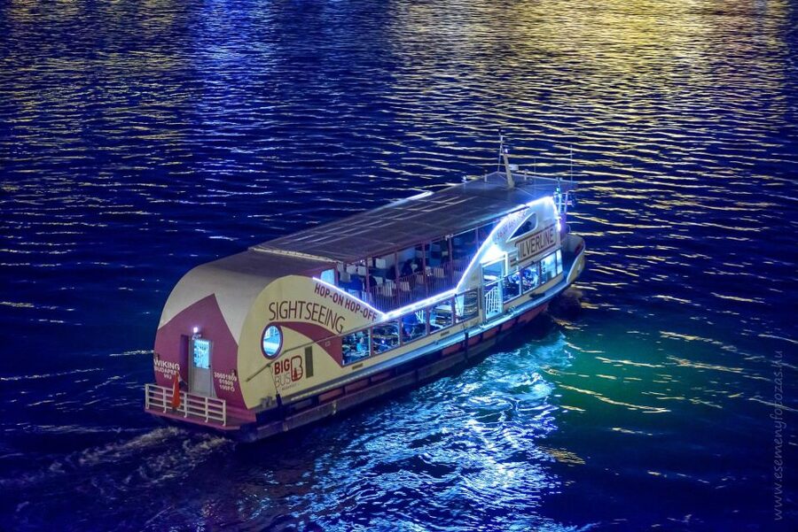 Budapest: Danube River City Lights Express Cruise - Key points before you book