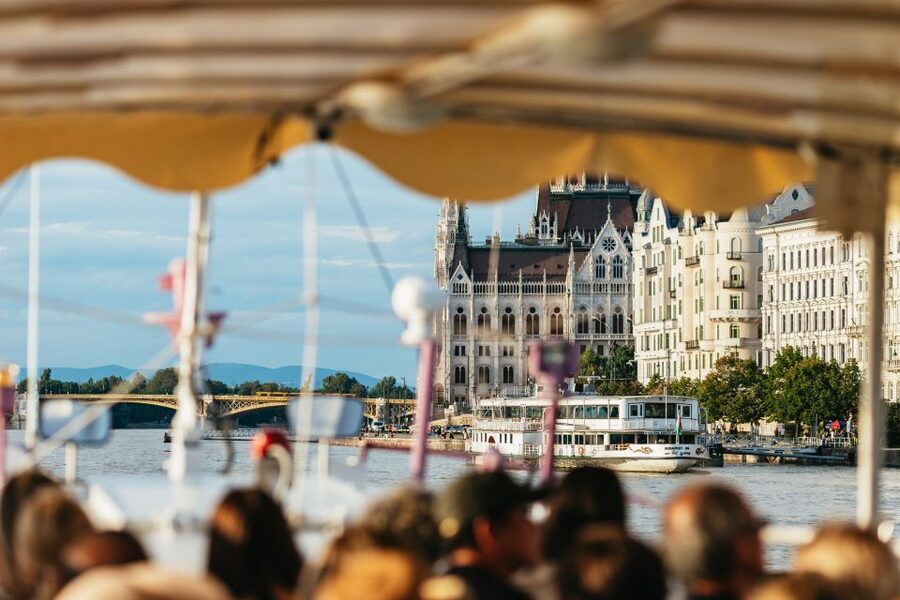 Budapest: Danube River City Lights Express Cruise - Why Budapest’s Danube views work so well at night