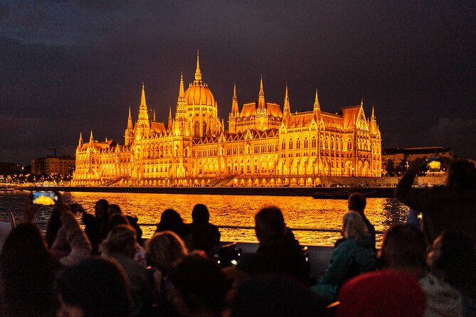 Budapest Danube River Sightseeing Night Cruise with Drink - Chain Bridge, Parliament, and the return view